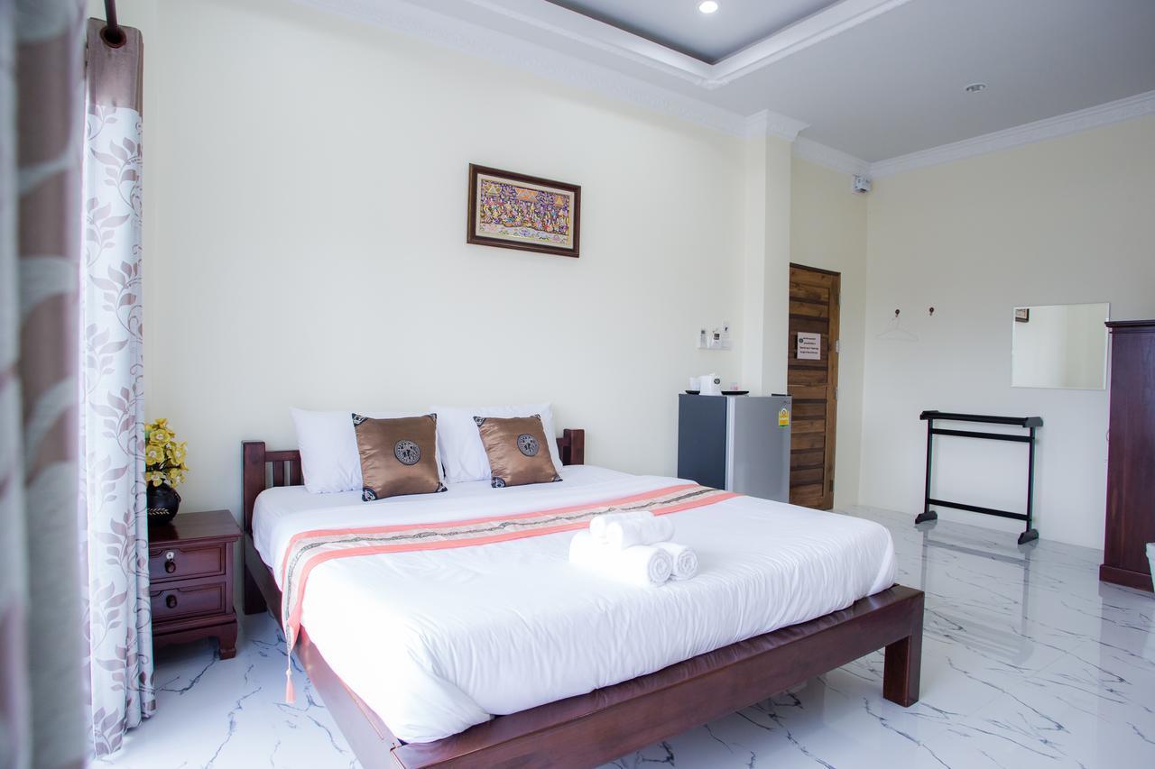 Hotel Reun Pon Aek Čiang Rai Exteriér fotografie